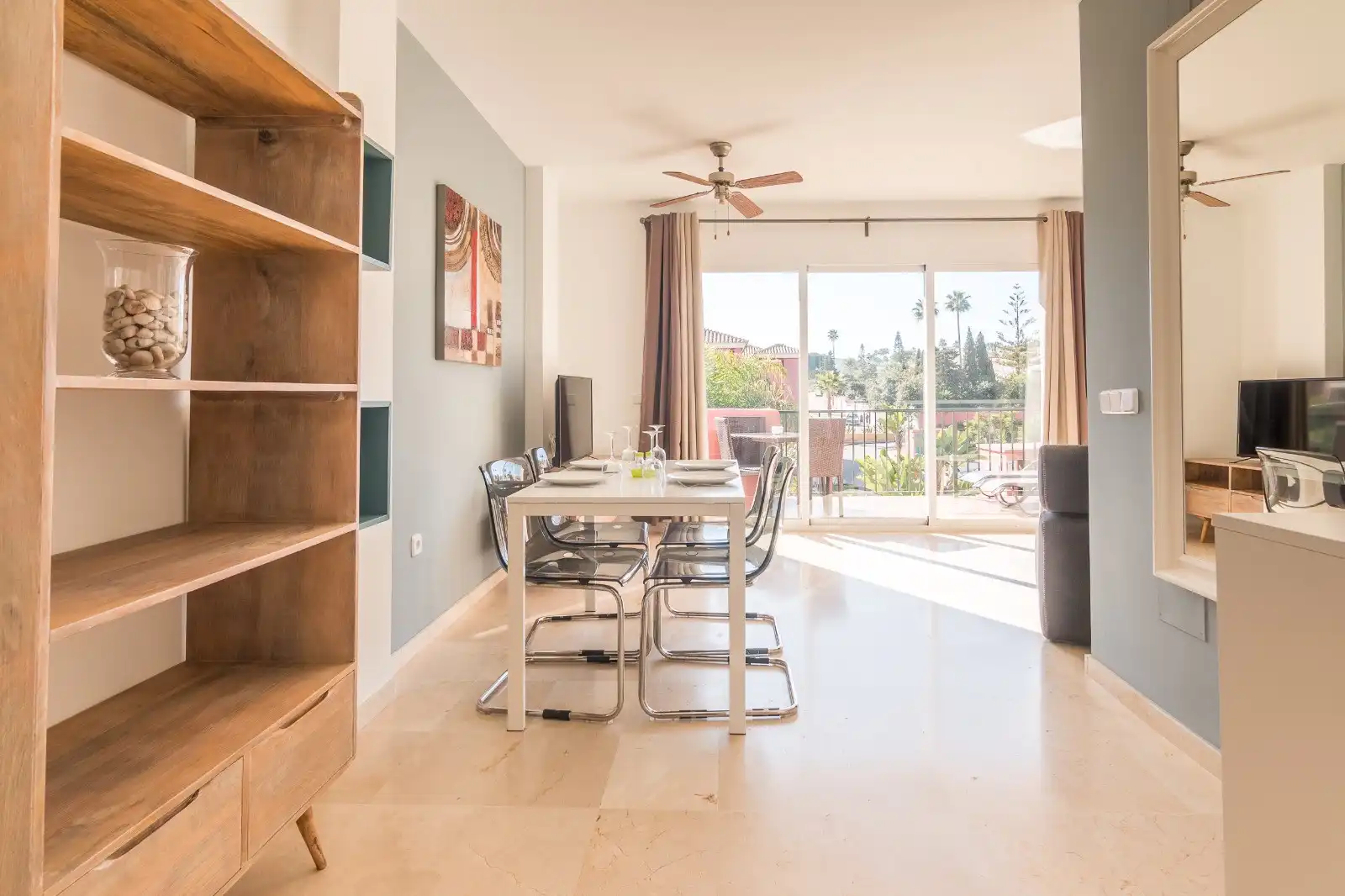 Comedor de Apartamento en venta en Manilva con Aire acondicionado, Terraza y Piscina