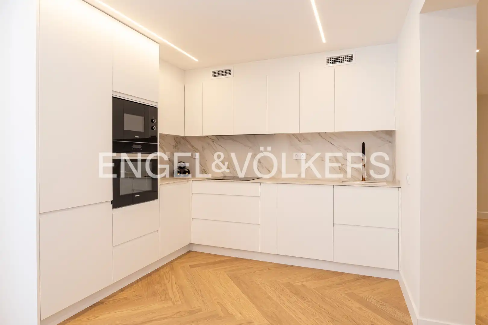 Cocina de Piso en venta en Madrid con Aire acondicionado, Calefacción y Amueblado