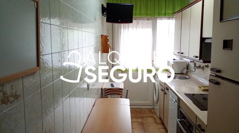 Foto 3 von Wohnung zur Miete in Pablo Morillo, Sansomendi, Vitoria - Gasteiz