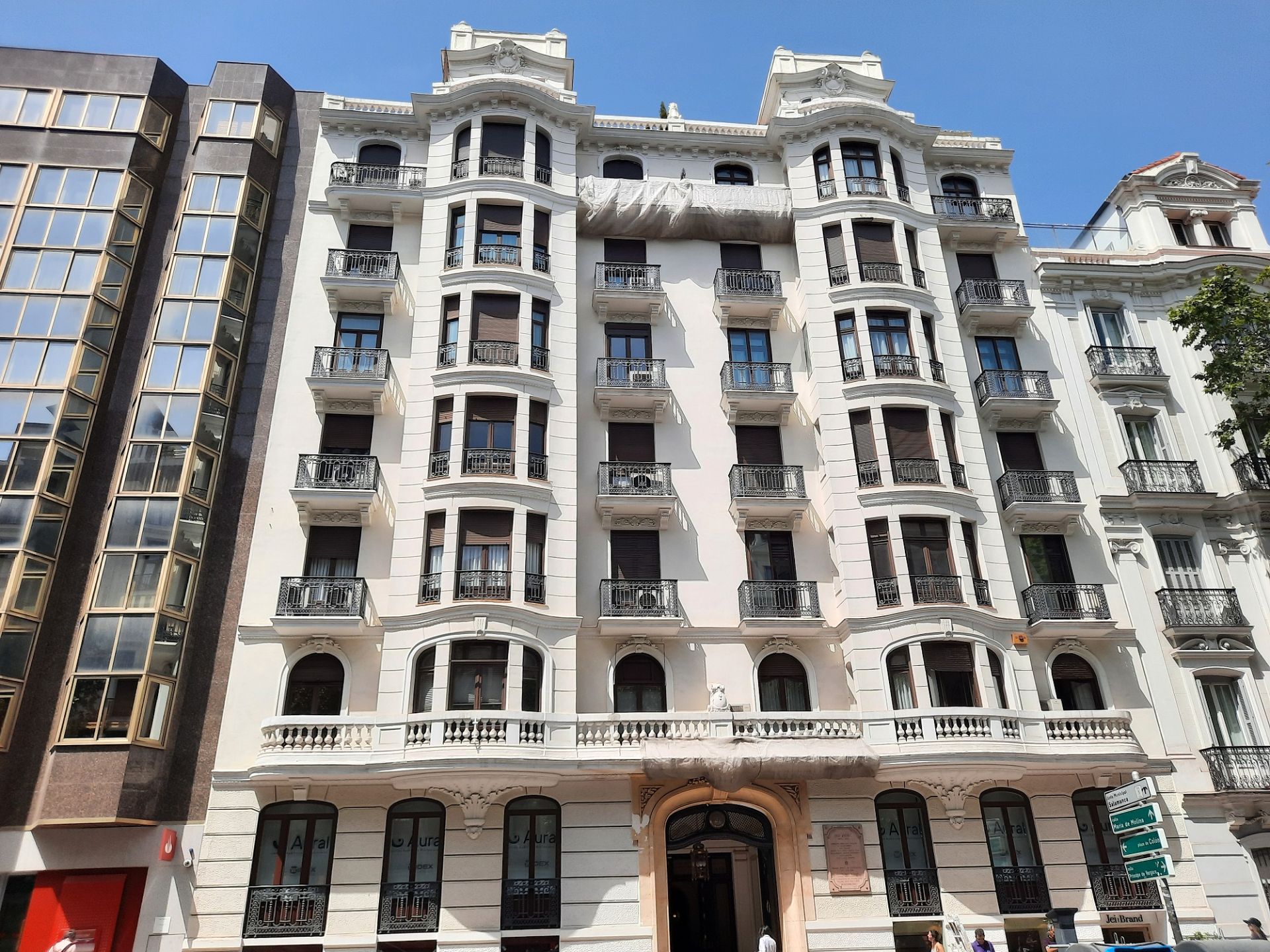 Vista exterior de Piso de alquiler en  Madrid Capital con Aire acondicionado, Calefacción y Parquet