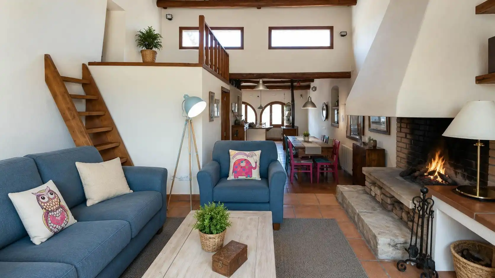 Sala de estar de Finca rústica en venta en El Bruc con Calefacción y Terraza