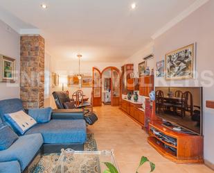 Living room of House or chalet for sale in Sant Cugat del Vallès