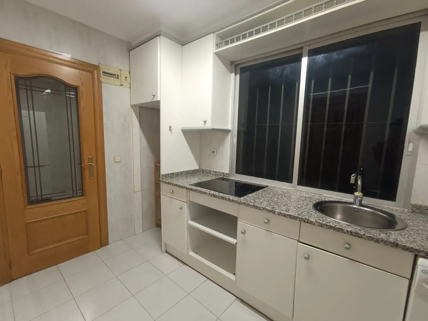 Kitchen of Flat for share in Echavacóiz