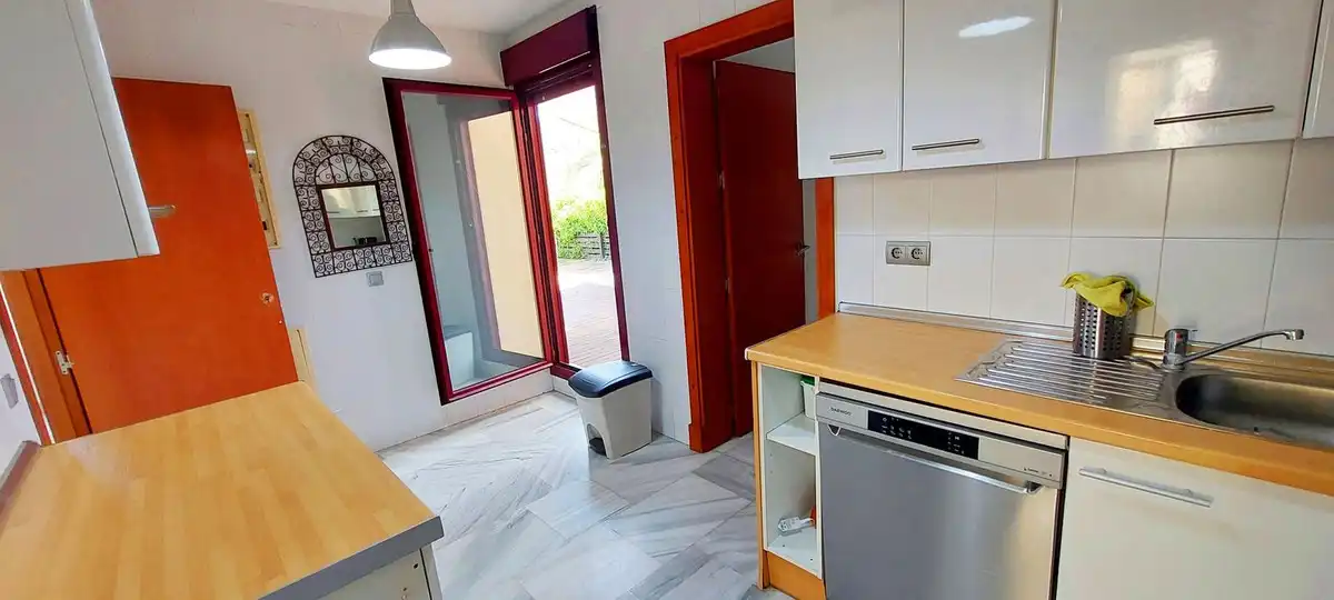 House with pool for sale in Calle Vereda Alta del Rio 8, imagen 8