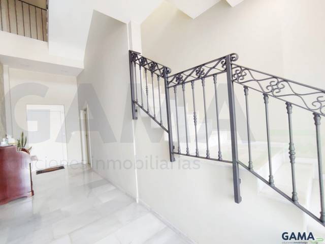 Local comercial en Alquiler en La Vila