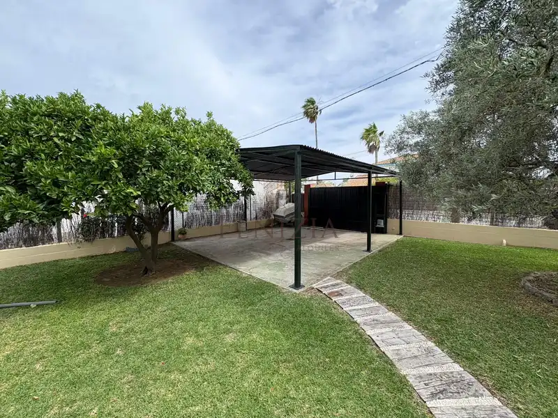 Terrace of Houses for rent in El Puerto de Santa María  with Air Conditioner, Private garden and Storage room