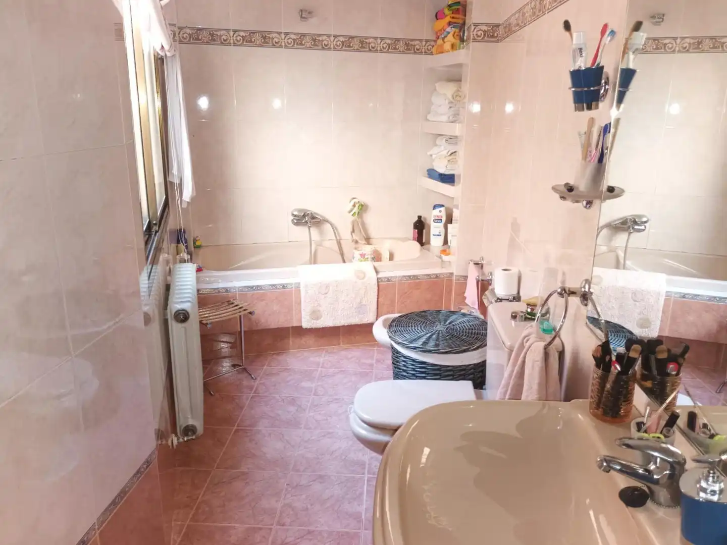 Baño de Ático en venta en Ciudad Real con Aire acondicionado, Terraza y Trastero