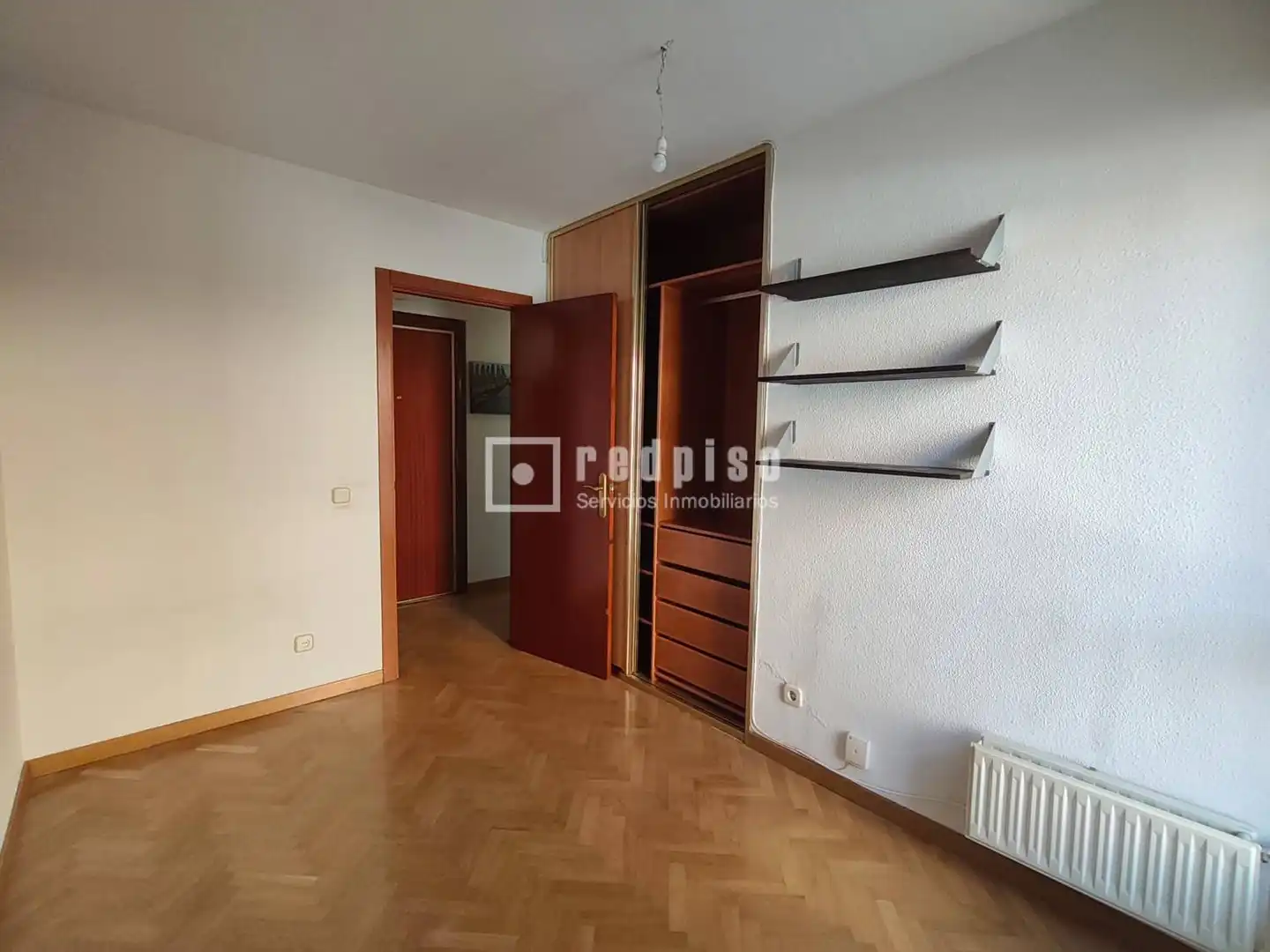 Habitación de Piso en venta en Madrid con Aire acondicionado, Calefacción y Jardín privado