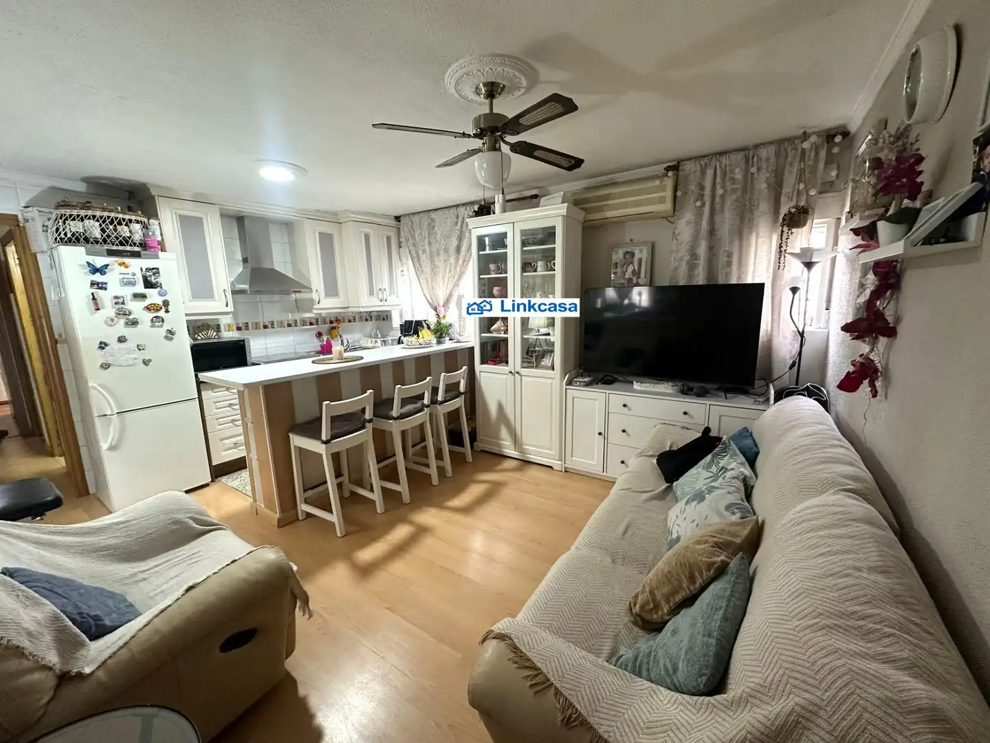 Kitchen of Flat for sale in  Madrid Capital  with Air Conditioner and Heating