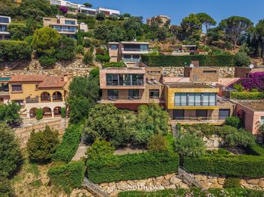 Doppelhaushälfte mit Pool zum Verkauf in Carrer Bany de la Sultana