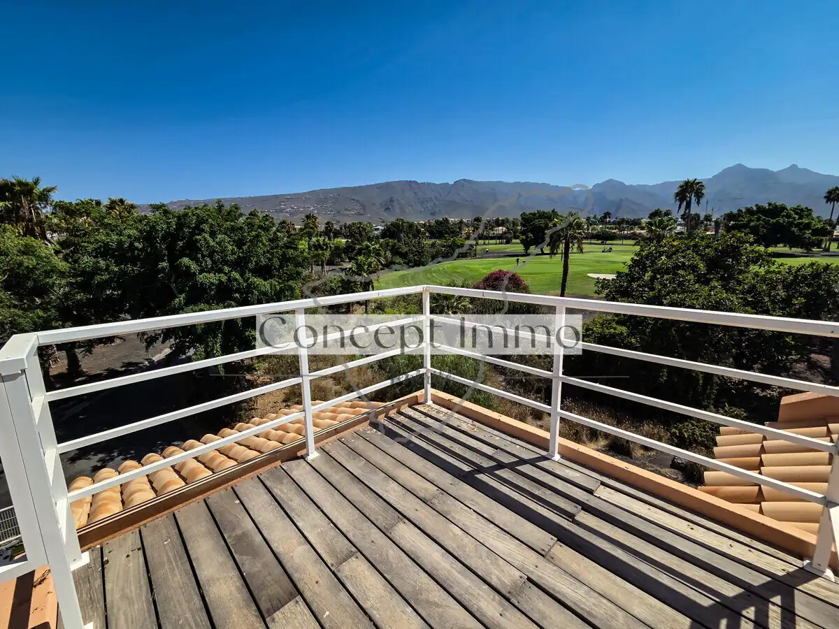 Detached homes for sale in Calle Tajore, Playa de Fañabé