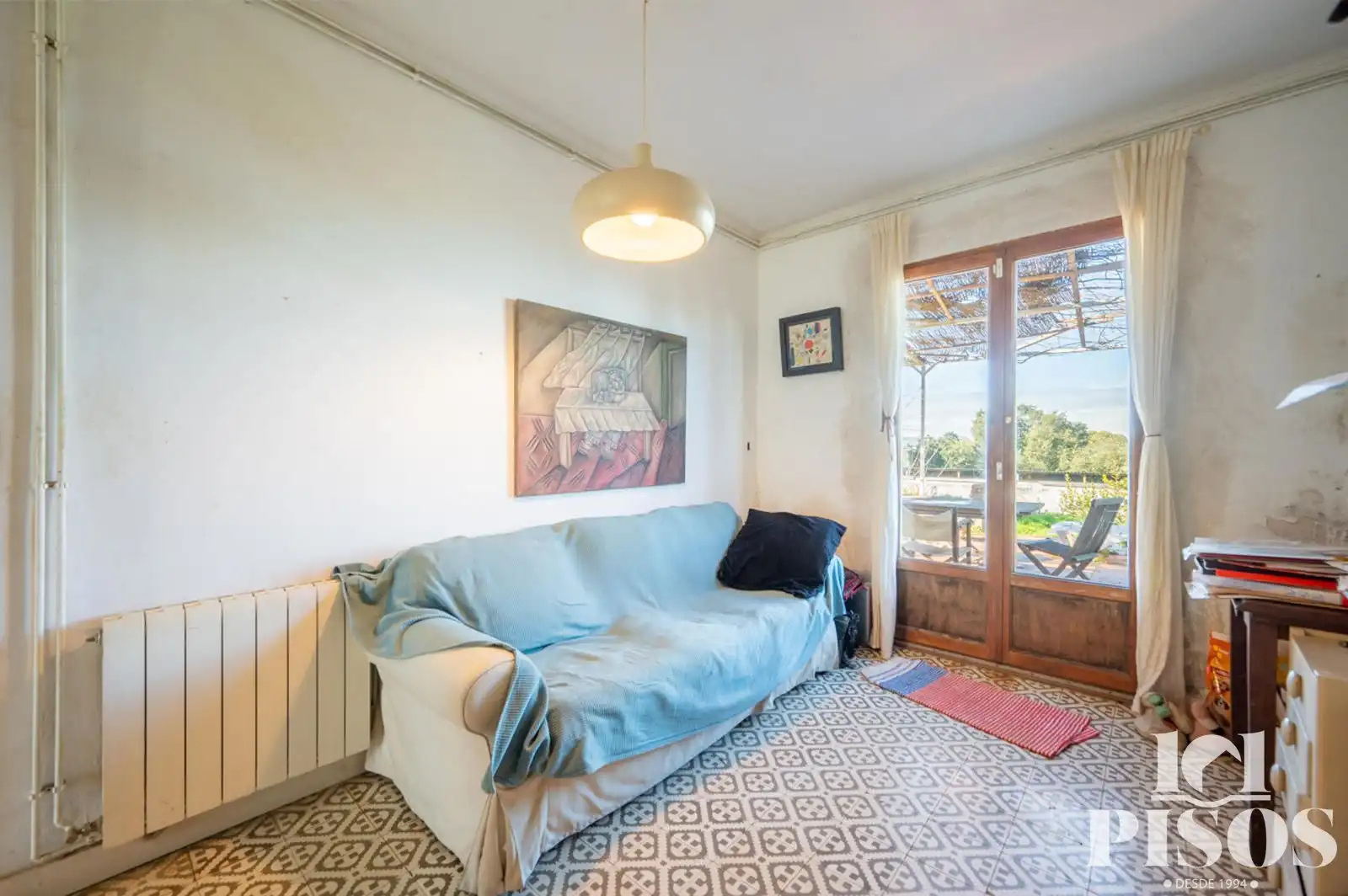 Living room of Houses for sale in Sant Cugat del Vallès  with Heating, Private garden and Storage room