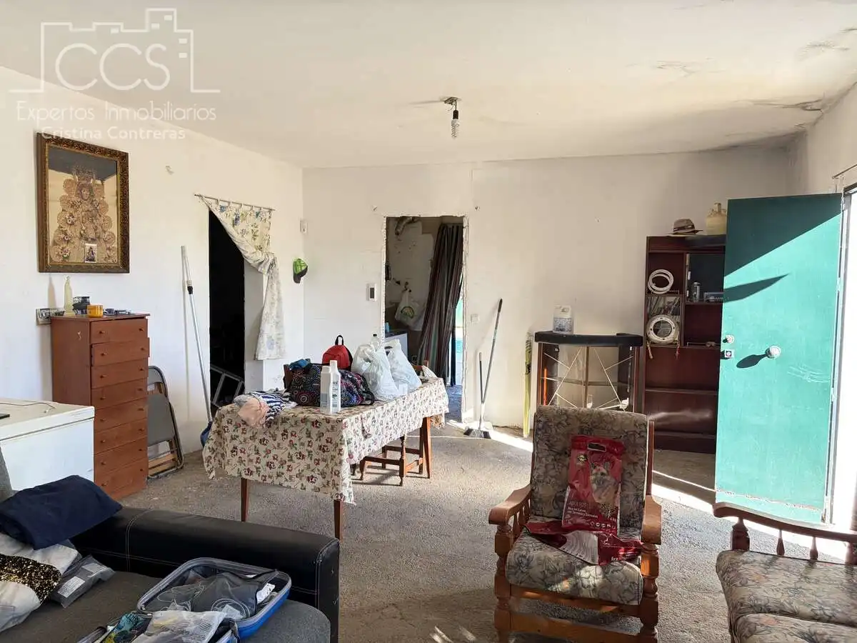 Casa rústica amb piscina en venda a Pilas, imagen 5
