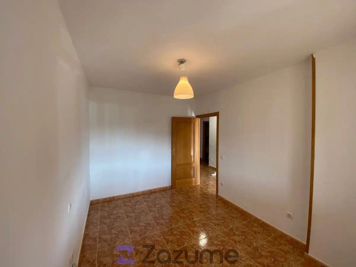 Casa o chalet de alquiler en C. Valencia, Ugena