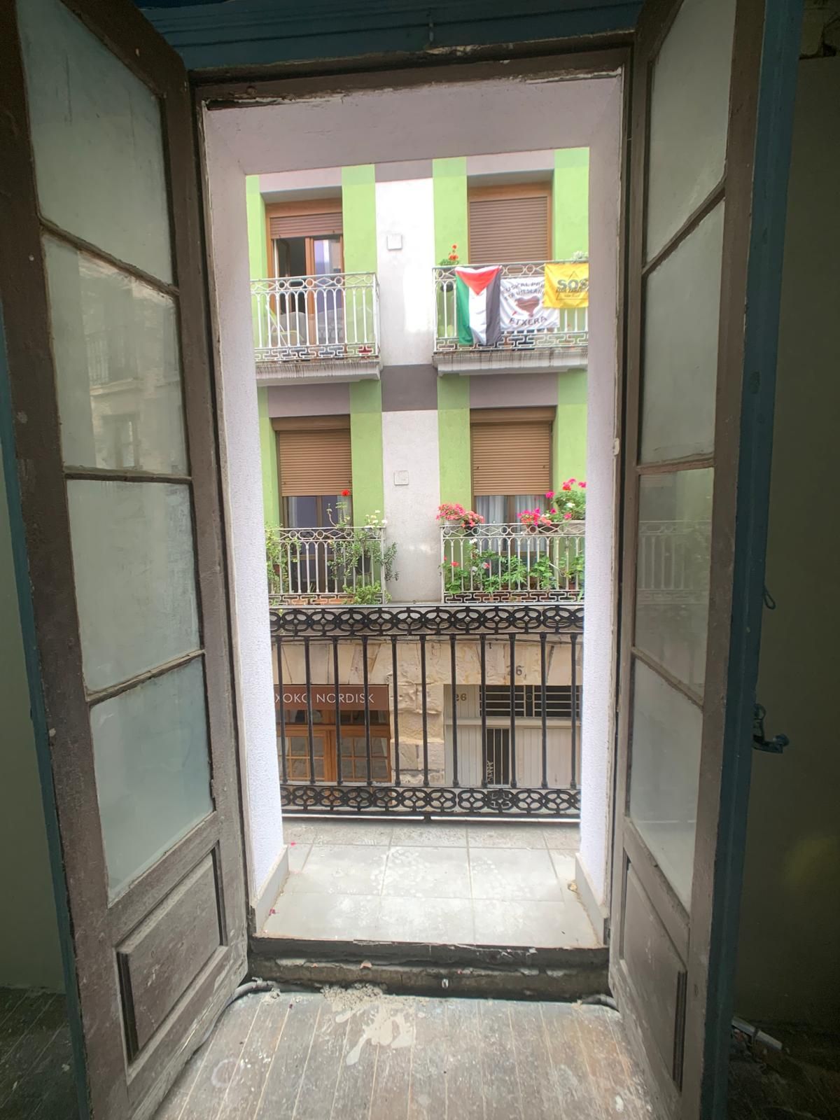 Flat for sale in Barrenkale, Casco Viejo