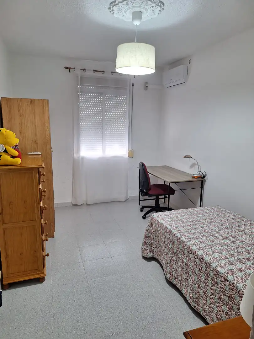 Habitación de Piso para compartir en Córdoba con Aire acondicionado, Terraza y Amueblado