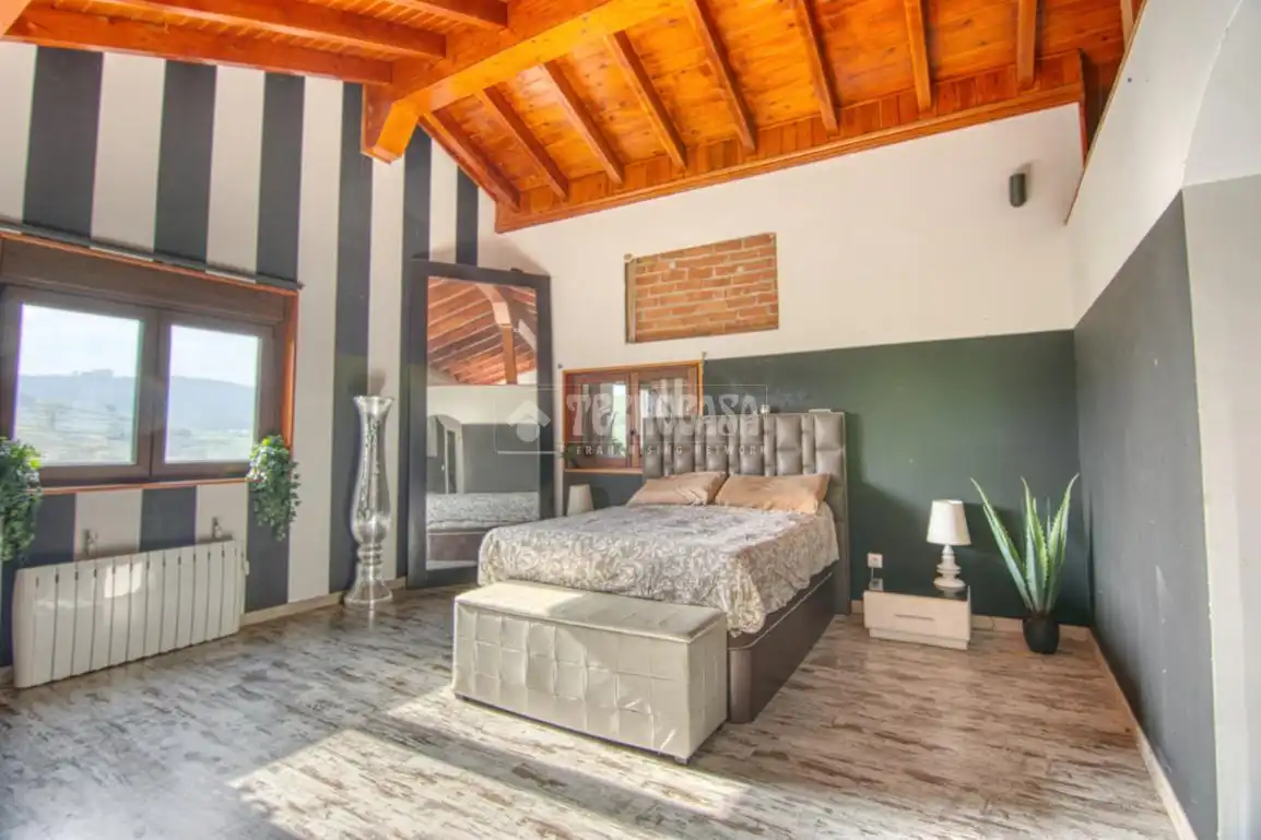 Bedroom of Houses for sale in Polanco  with Swimming Pool