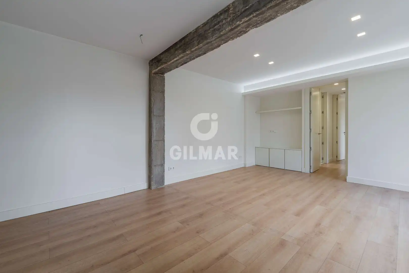 Habitación de Piso en venta en Madrid con Calefacción y Balcón