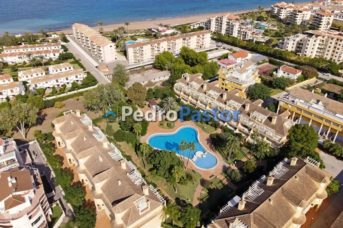 Attique avec piscine à vendre à Las Marinas / Les Marines