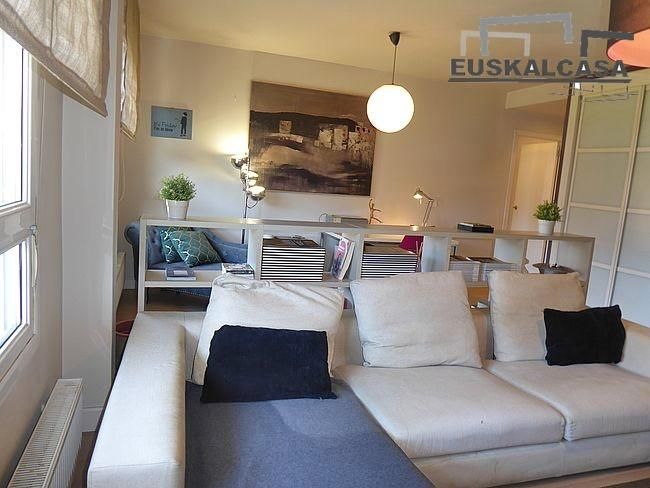 Living room of Flat for sale in Bilbao   with Heating and Storage room