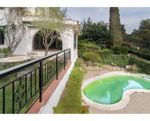 Piscina de Casa o xalet en venda en Sant Pere de Ribes