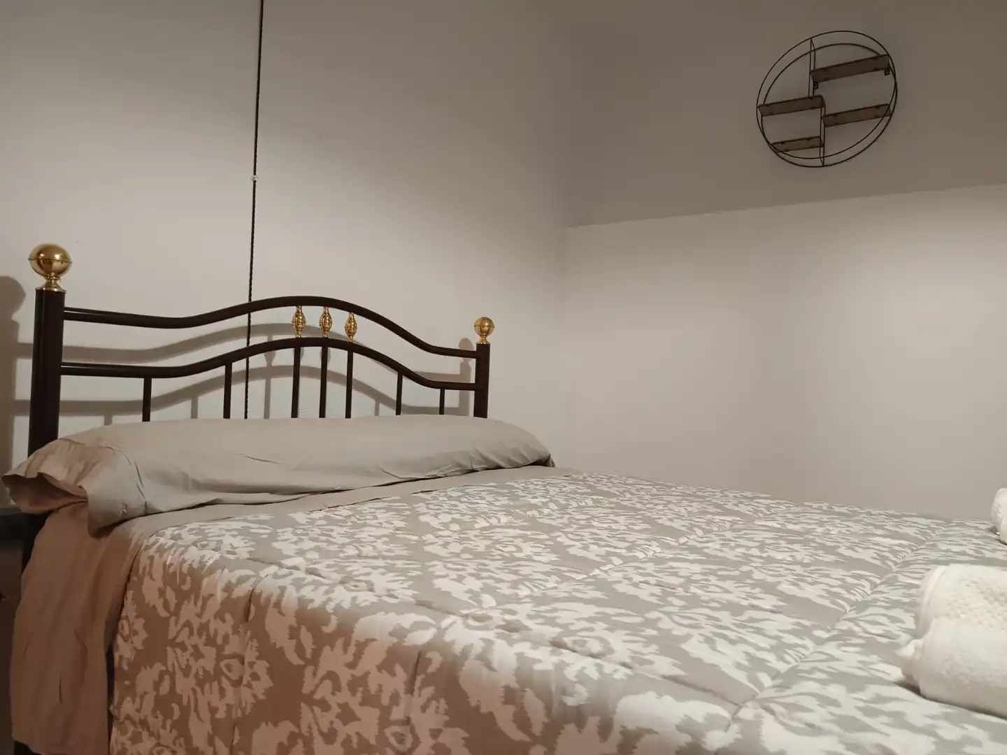 Habitación de Piso en venta en Valencia de Alcántara con Aire acondicionado, Terraza y Amueblado