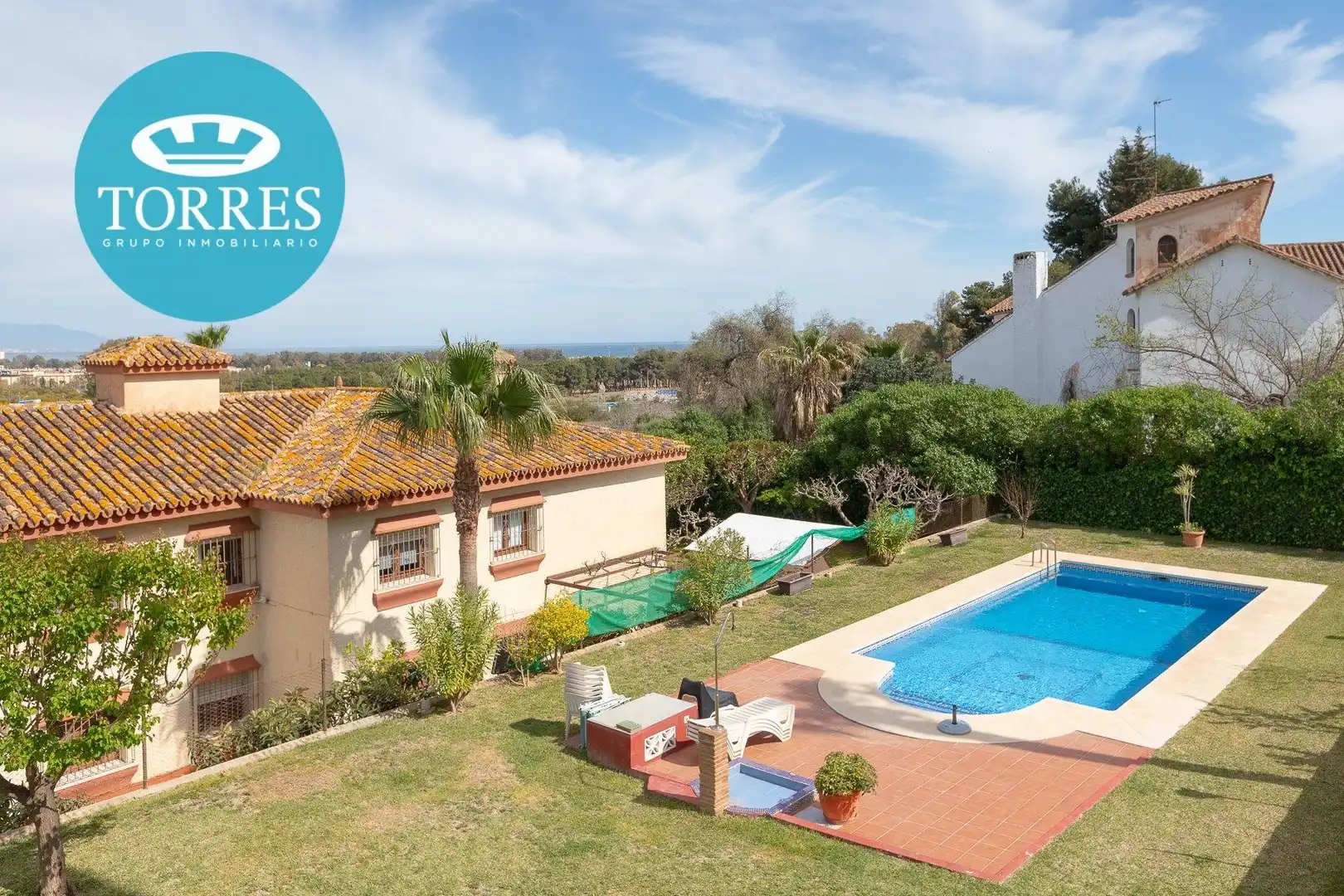 Vista exterior de Casa o chalet en venta en Málaga con Calefacción, Jardín privado y Terraza