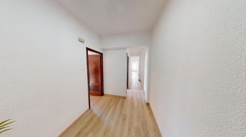 Foto 2 de Piso en venta en Calle Joaquín María López, El Carril - Paseo de Chapi, Villena