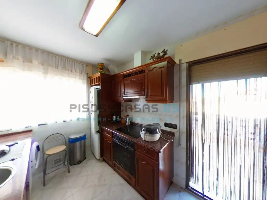 Casa con terraza en venta en Calle Democracia 4, imagen 74