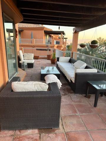 Ático en Venta en Estepona - Estepona,Atalaya,Calle Nueva Atalaya en Nueva Atalaya