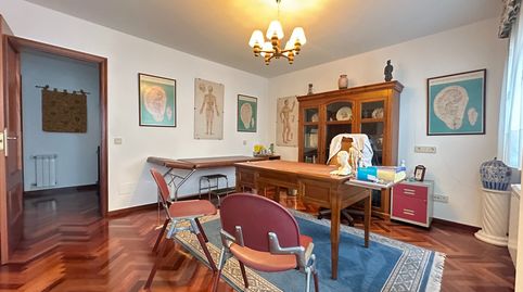 Foto 4 de Piso en venta en Praza Chavián, Bertamirans, Ames