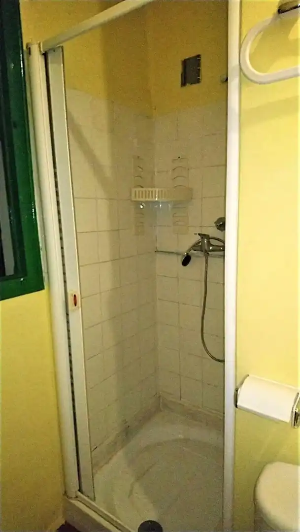 Baño de Piso en venta en Canals con Aire acondicionado y Terraza