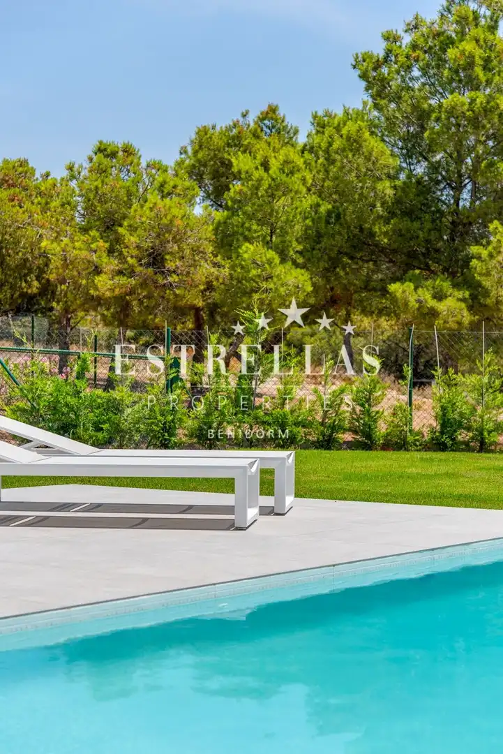 Chalet con piscina en venta en Golf Bahía, imagen 49