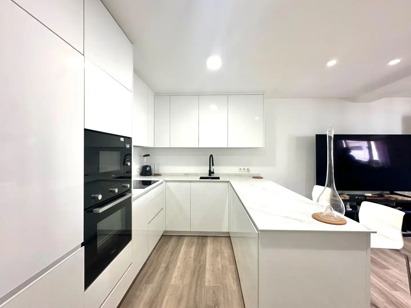 Kitchen of Ground floor for sale in Marbella  with Air Conditioner, Heating and Parquet flooring