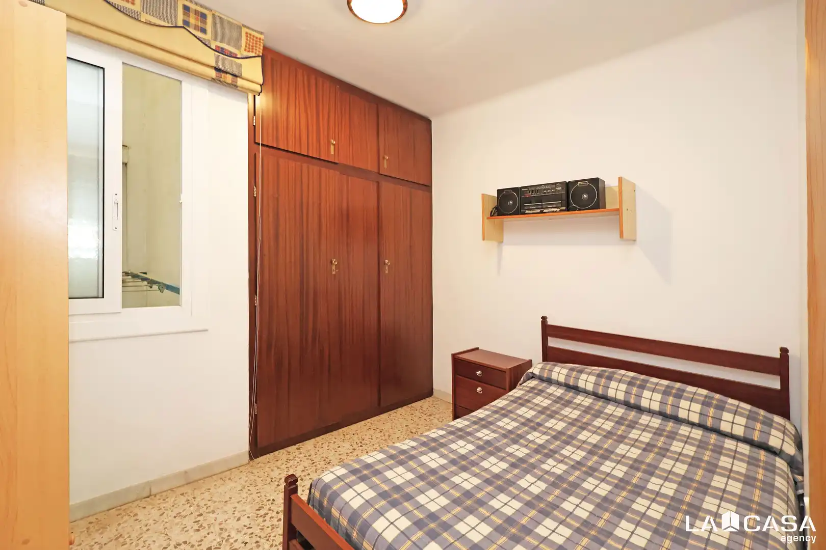 Habitación de Piso en venta en Esplugues de Llobregat con Balcón
