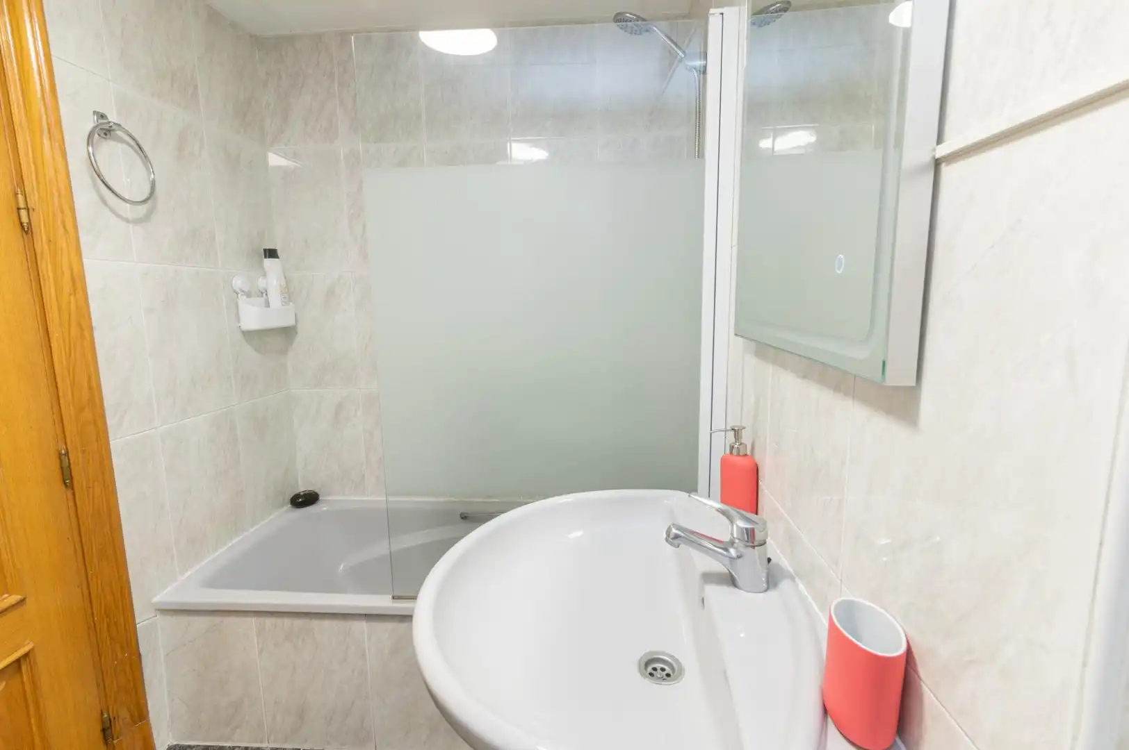 Flat for rent in Calle DOCTOR AZPITARTE, 2, Plaza de Toros