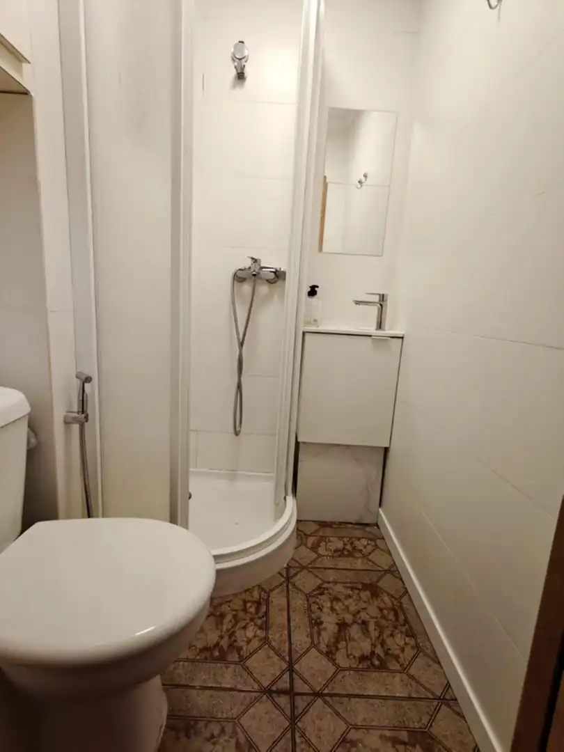 Bathroom of Flat for sale in Valencia  with Air Conditioner
