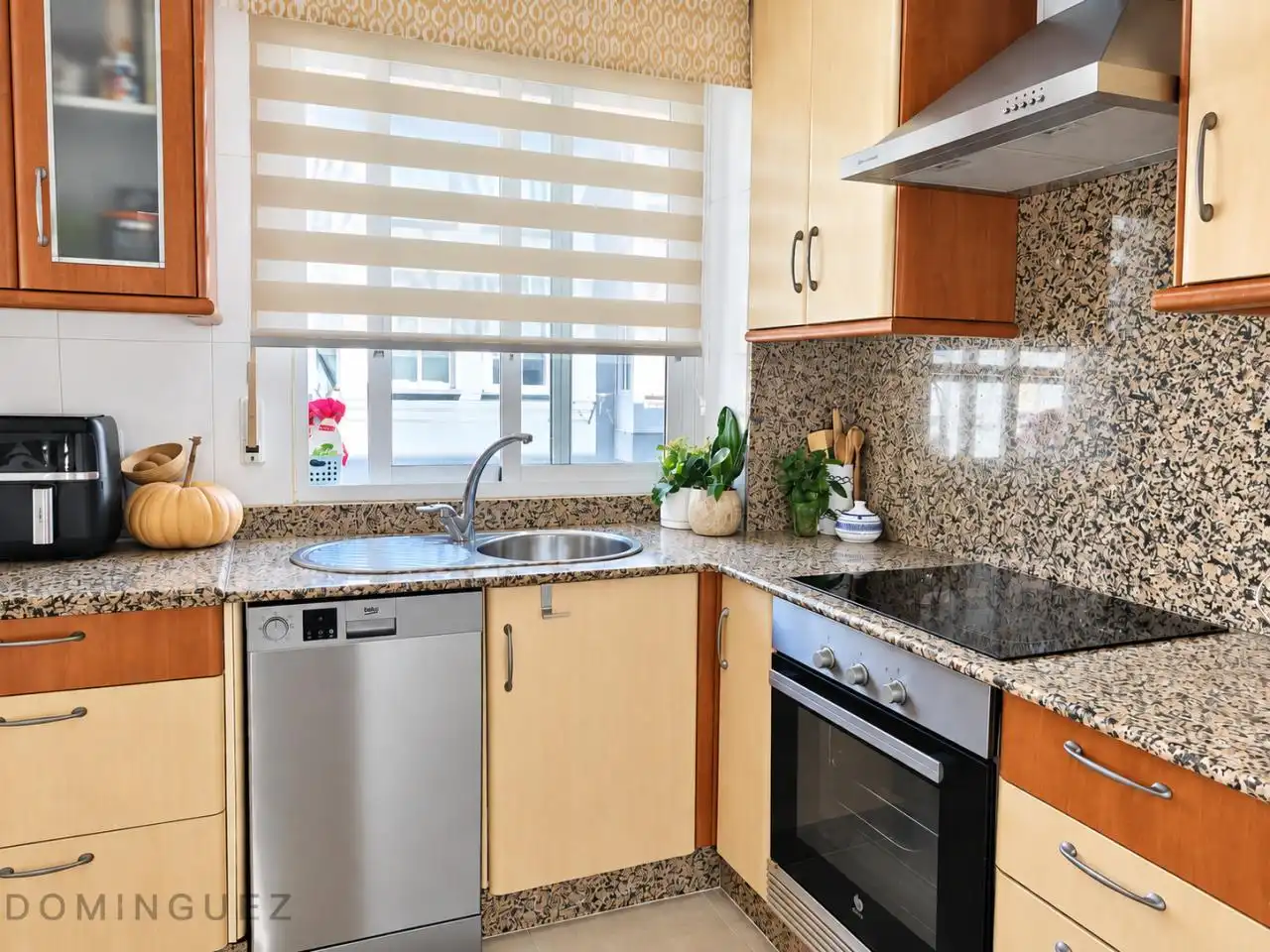 Kitchen of Flat for sale in Vigo   with Heating, Storage room and Furnished