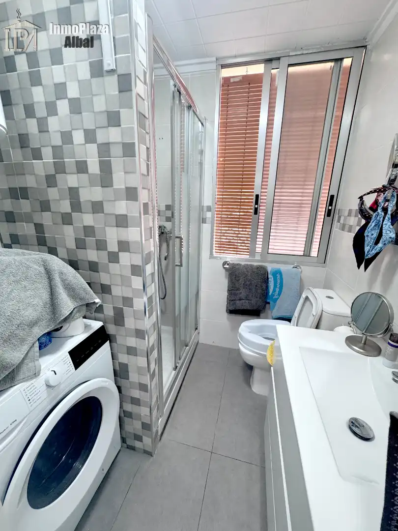 Baño de Piso en venta en Valencia con Aire acondicionado