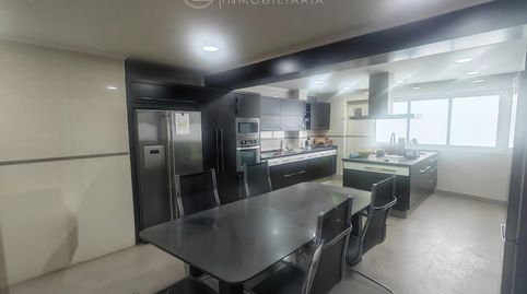PISO EN PLENO CENTRO DE ALMAZORA DE 2 HABITACIONES Y 2 BAÑOS CON 2 GARAJES