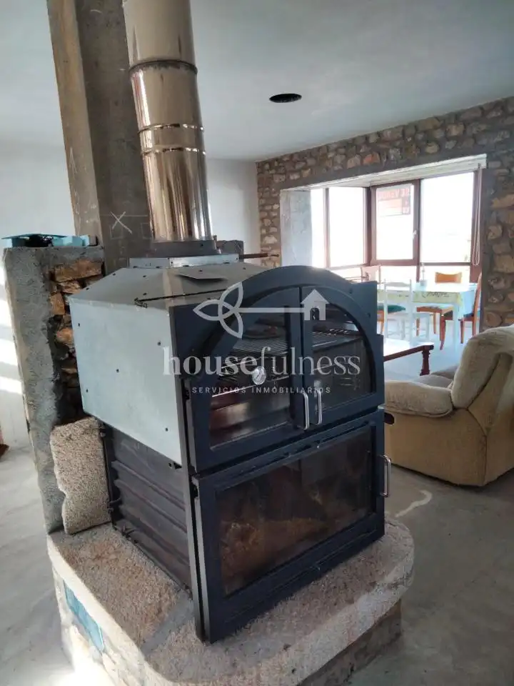 Houses for sale in O Vicedo   with Heating, Private garden and Storage room