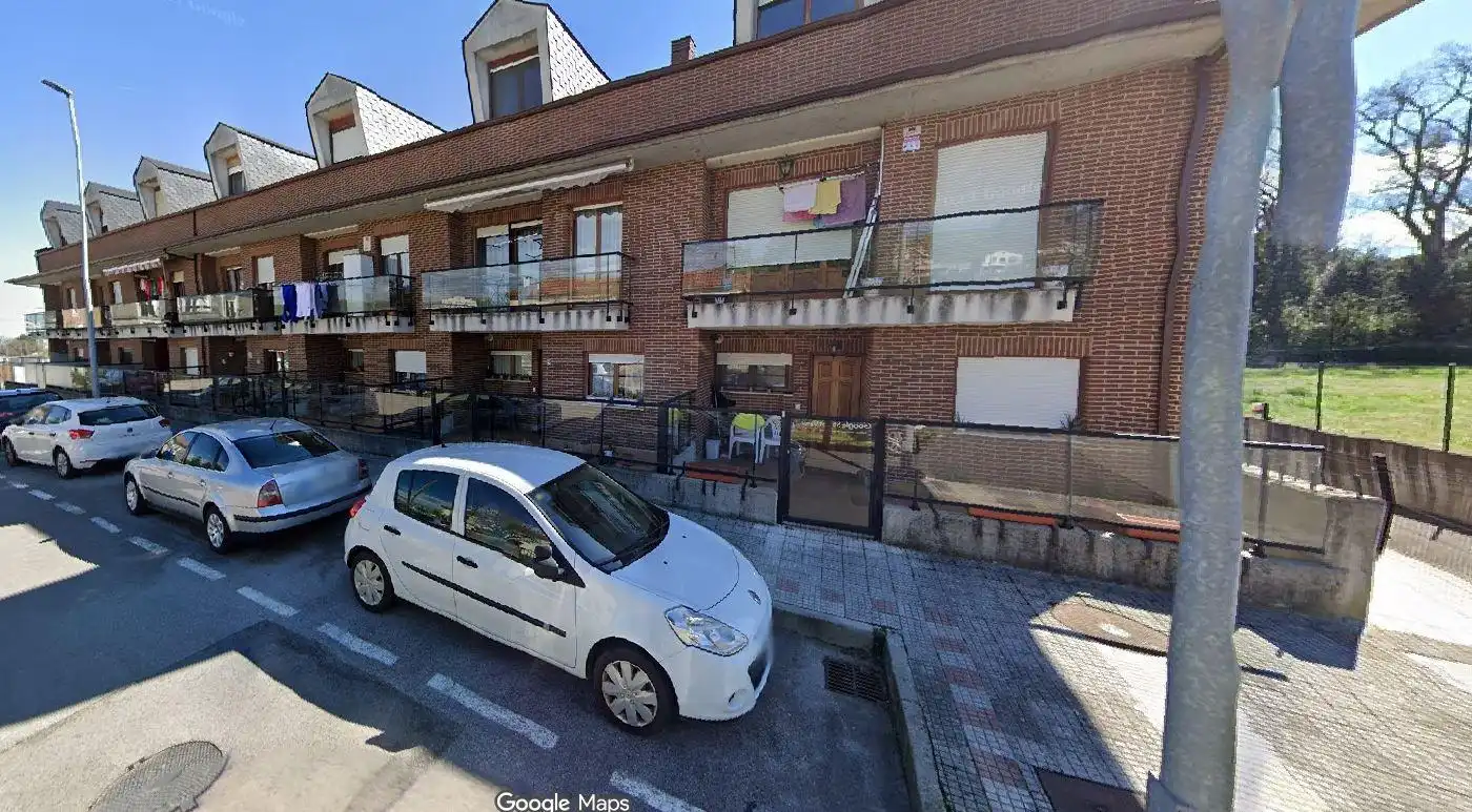 Wohnung zum Verkauf in Calle ramon y cajal 57