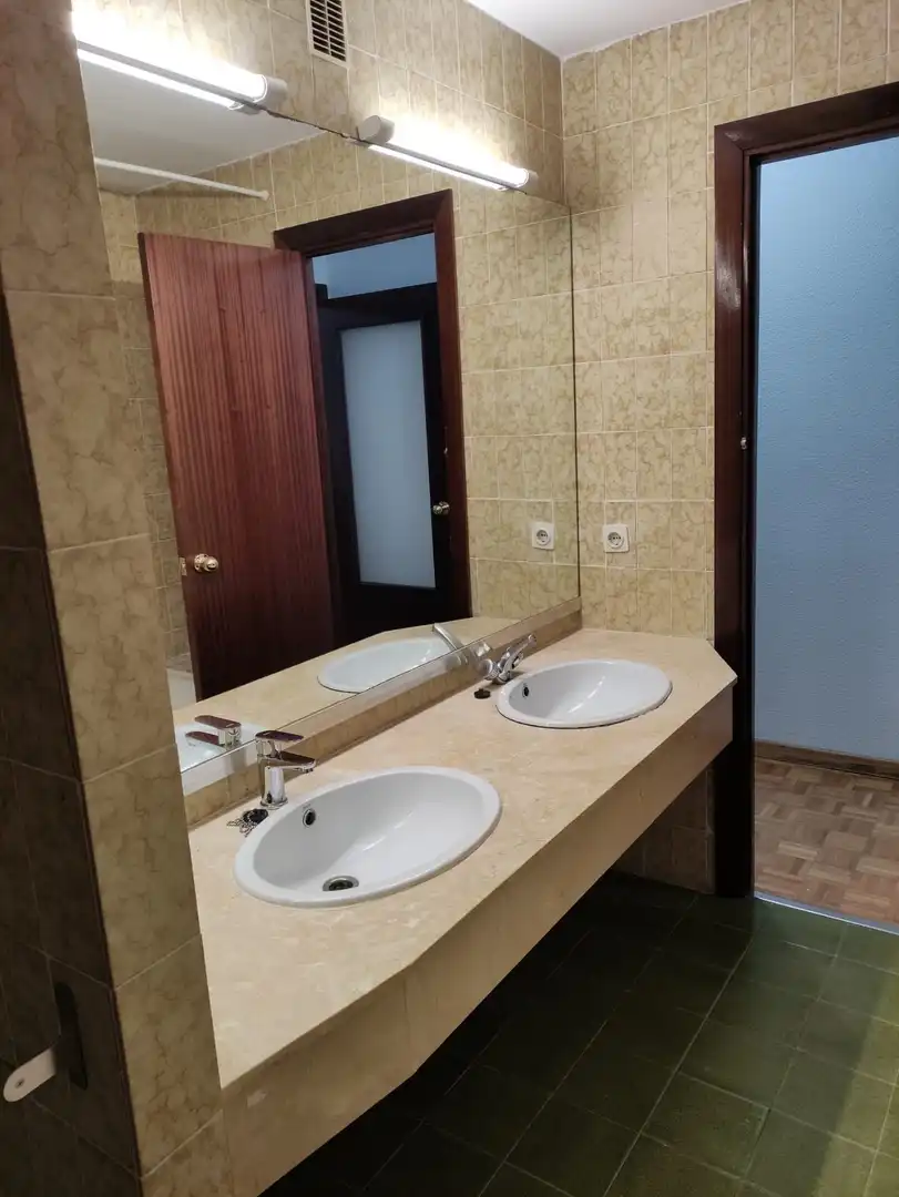 Flat with lift to rent in Casco Antiguo, imagen 13