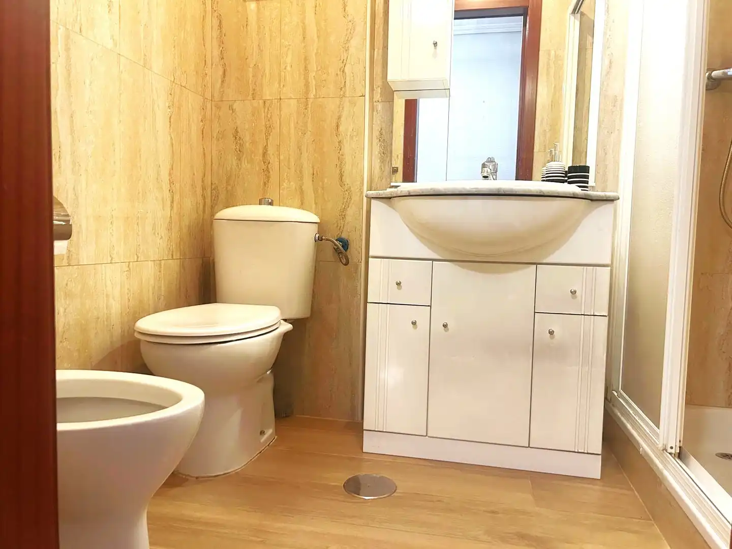 Bathroom of Flat for share in Murcia  with Air Conditioner, Heating and Furnished