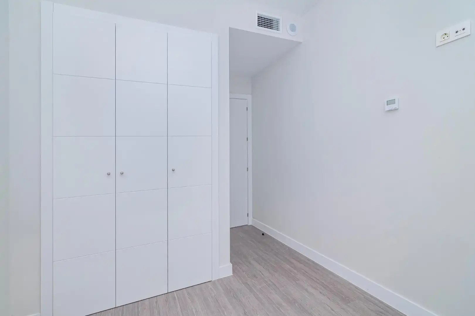 Habitación de Piso en venta en Granada con Aire acondicionado, Calefacción y Terraza