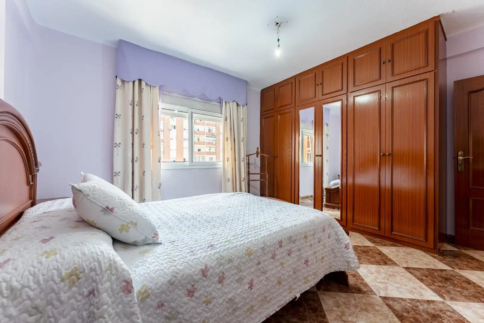Habitación de Piso en venta en Málaga