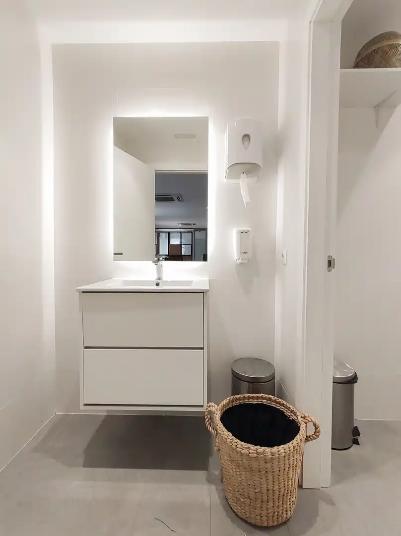 Badezimmer von Gebäude zur Miete in  Palma de Mallorca mit Alarm
