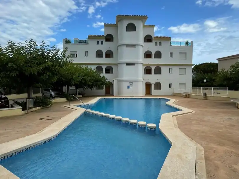 Flat with pool for sale in Calle Timó 3