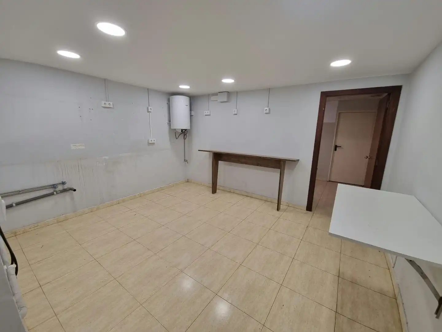 Business premises to rent in BLAY, imagen 9