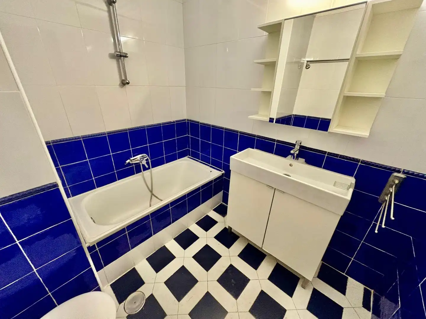 Flat for sale in San Mateo